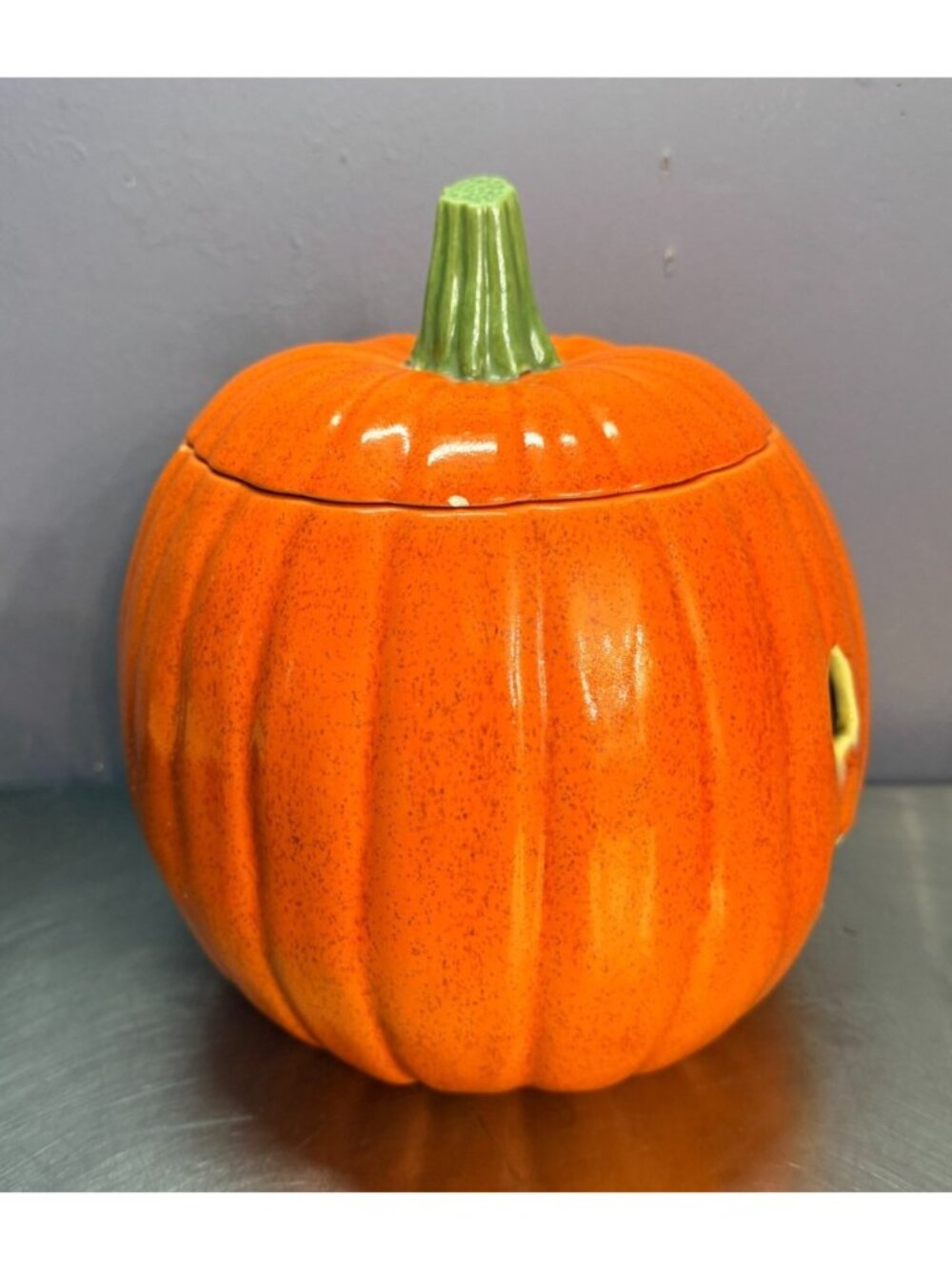 Vintage 1980s Ceramic Pumpkin Jack-o-Lantern With Lid - Picture 13 of 16